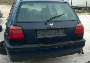 VW Golf 1.8 i