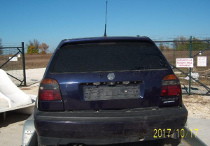 VW Golf 1.6 i