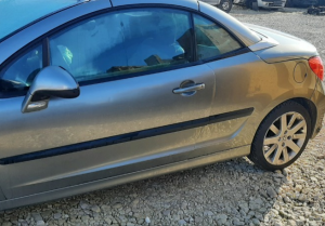 Peugeot 207 CC 1.6 i